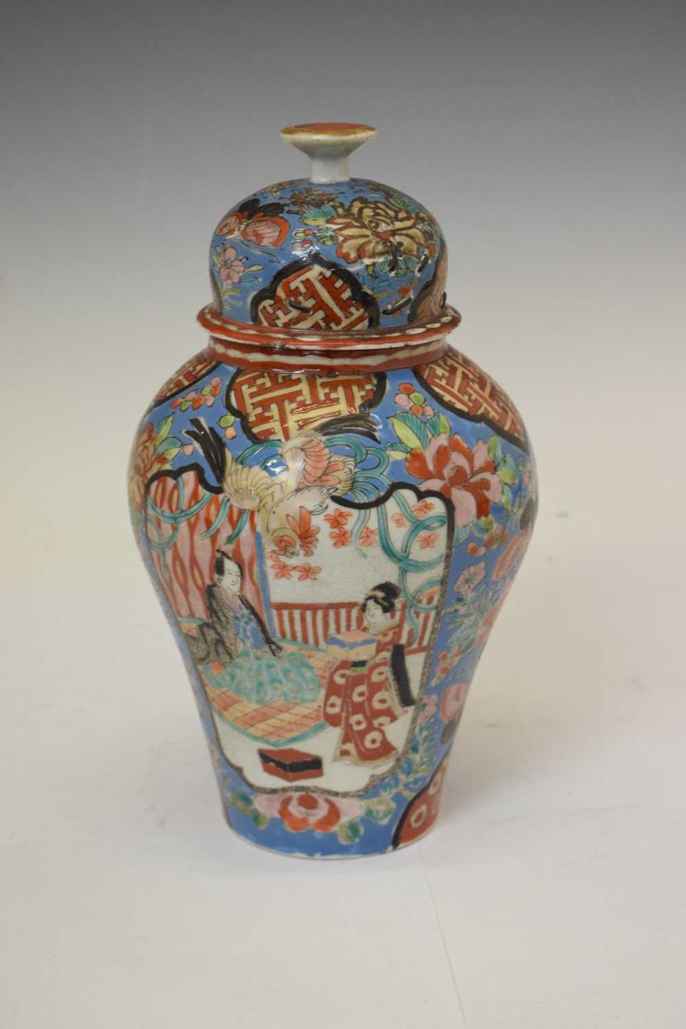 Japanese Imari baluster jar and cover - Image 5 of 10