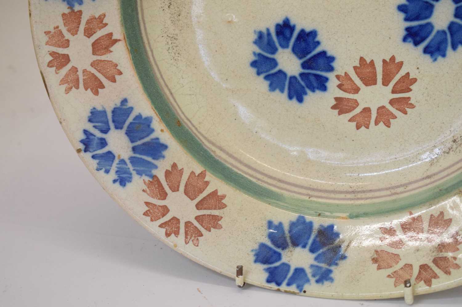 Two 19th century dishes - Image 8 of 11