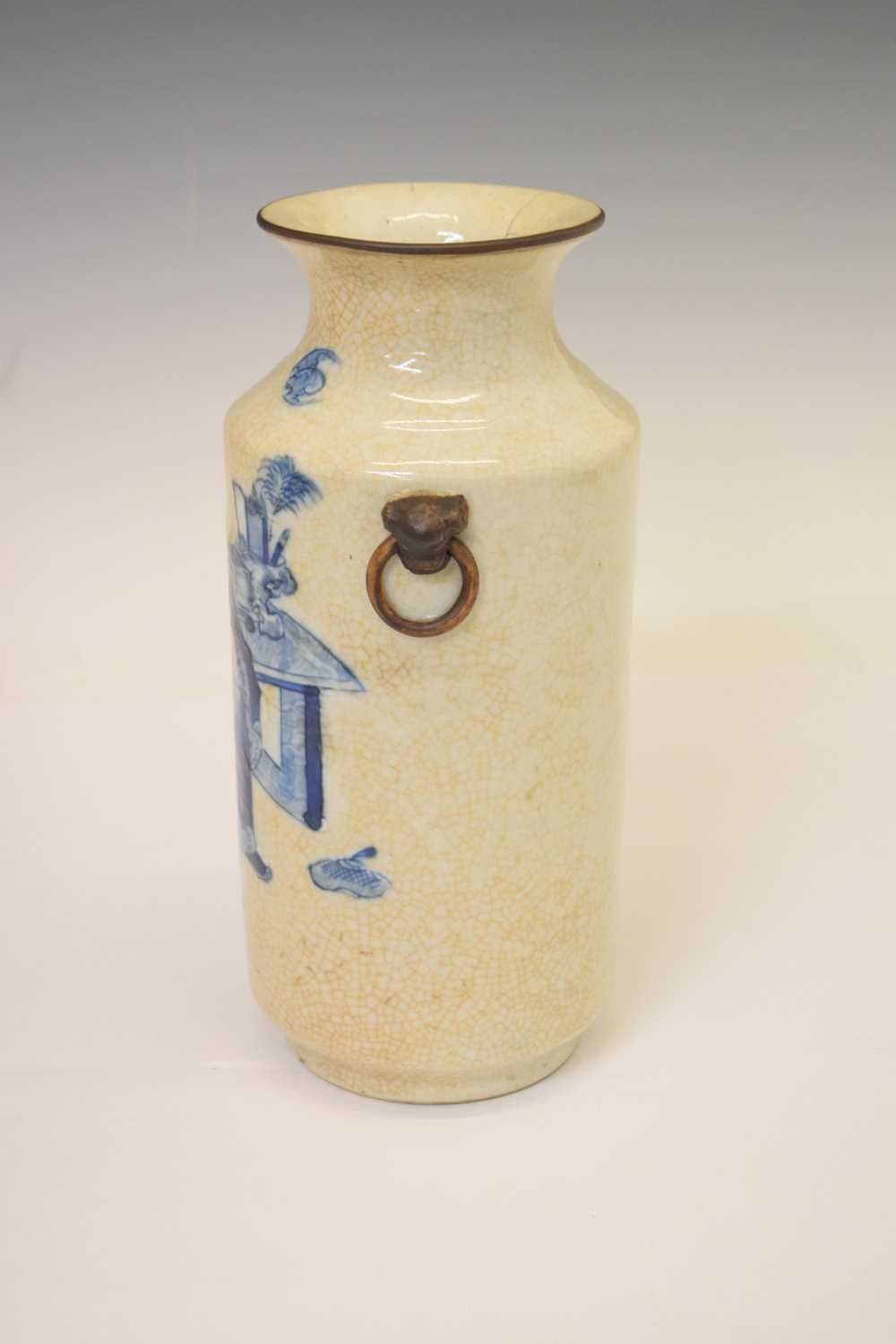 Chinese blue and white crackleware vase - Image 3 of 8