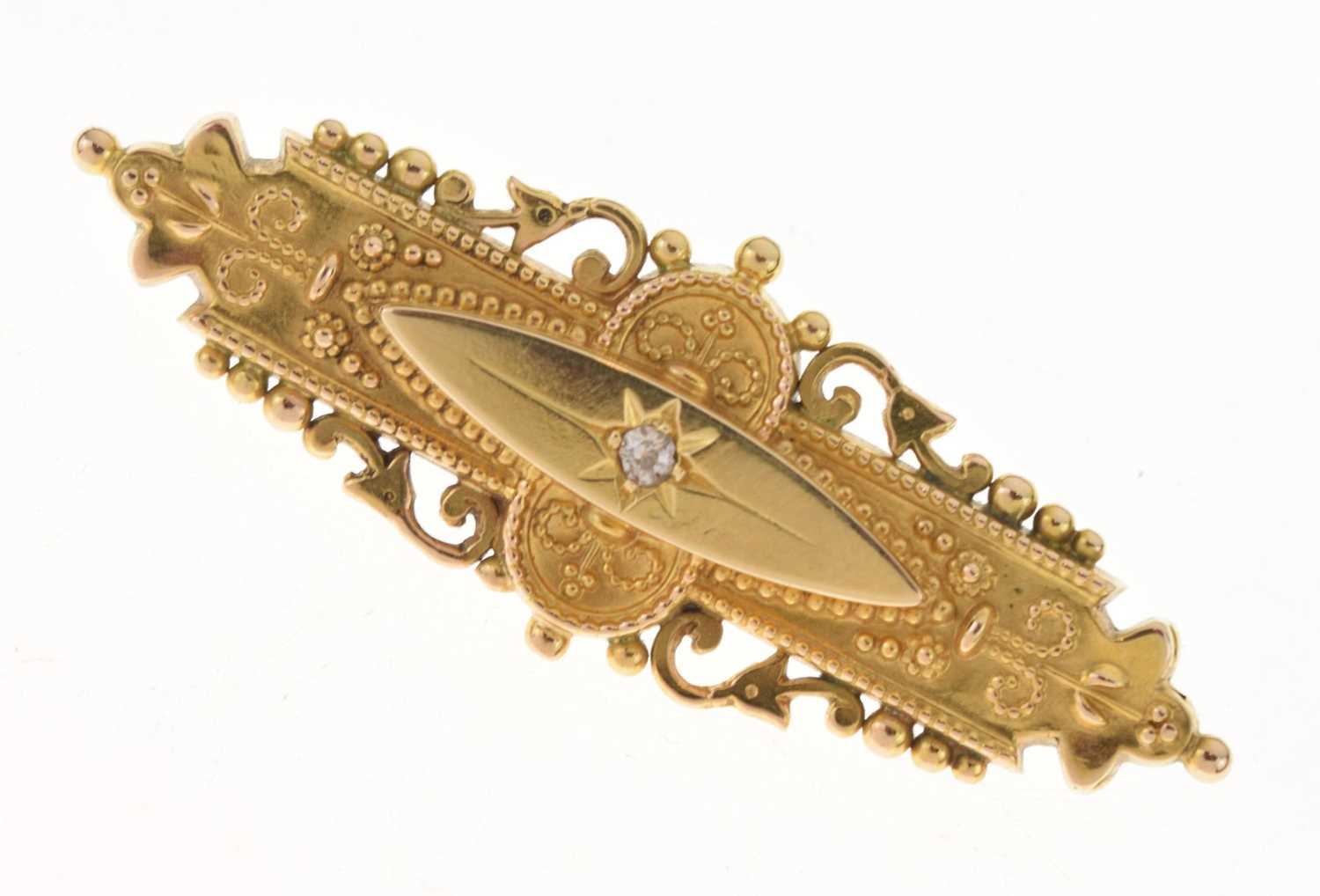 19th century brooch set single diamond, stamped '15ct'
