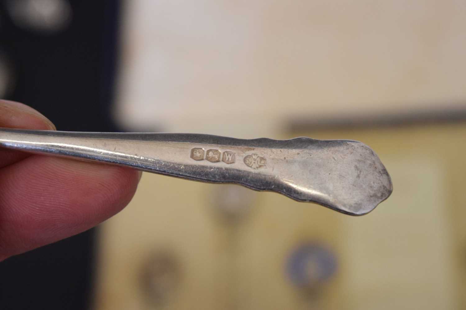 Set of six commemorative silver teaspoons, together with a quantity of silver and white metal item - Image 9 of 11