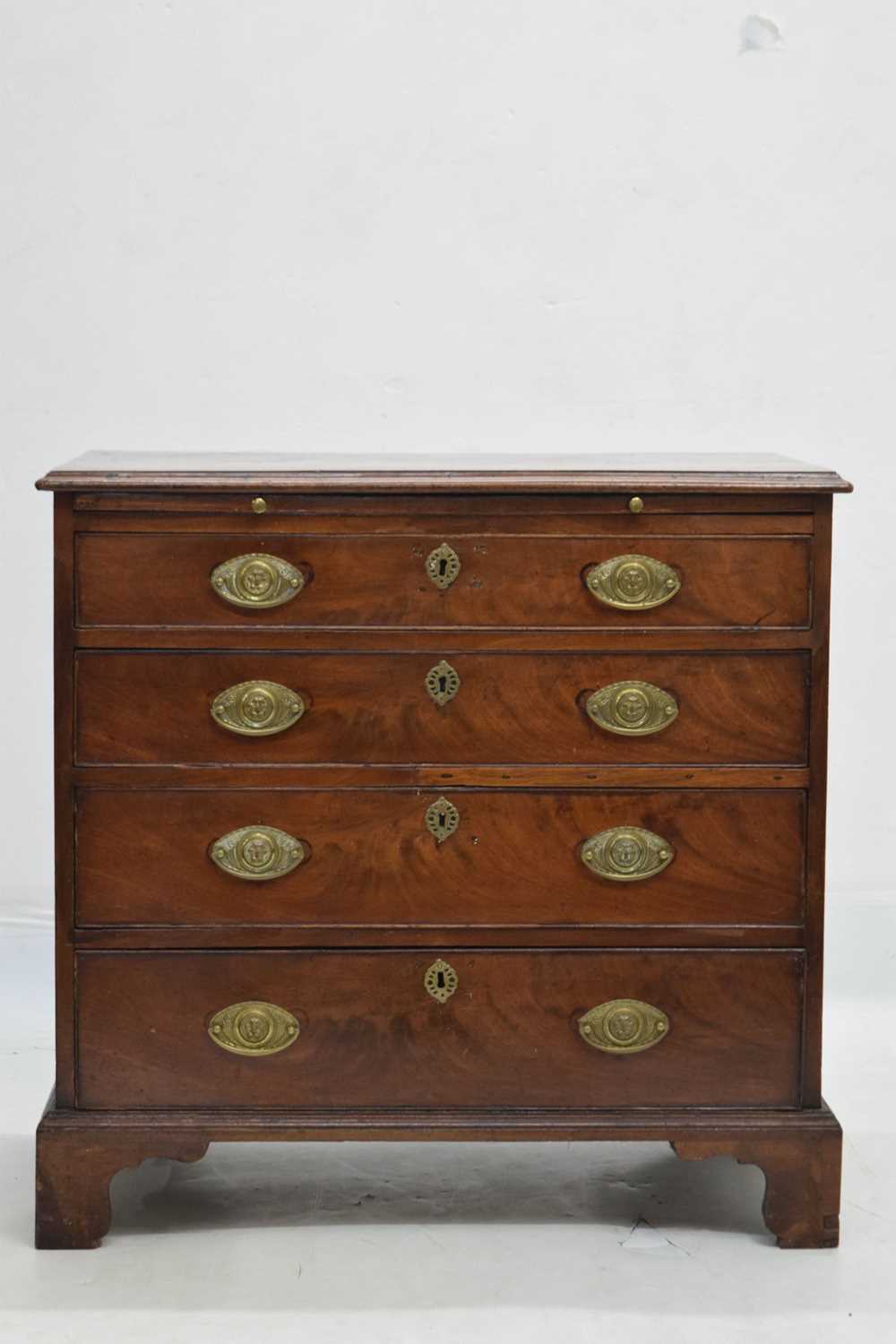 18th century mahogany chest of drawers - Image 2 of 9