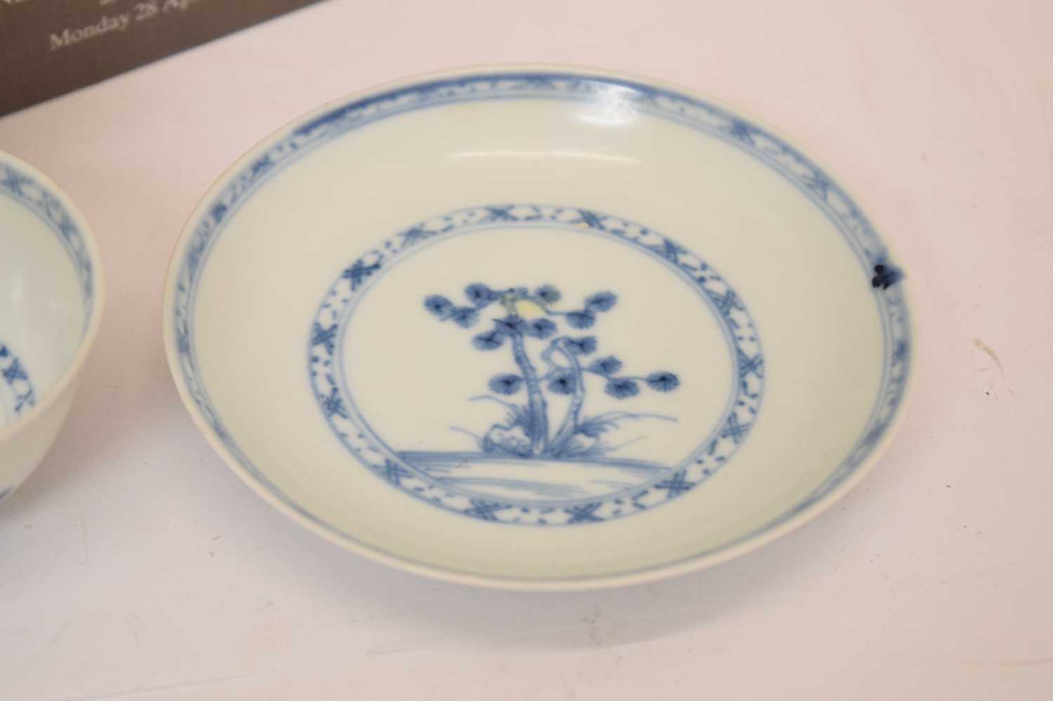 Nanking cargo porcelain tea bowl and saucer - Image 4 of 11