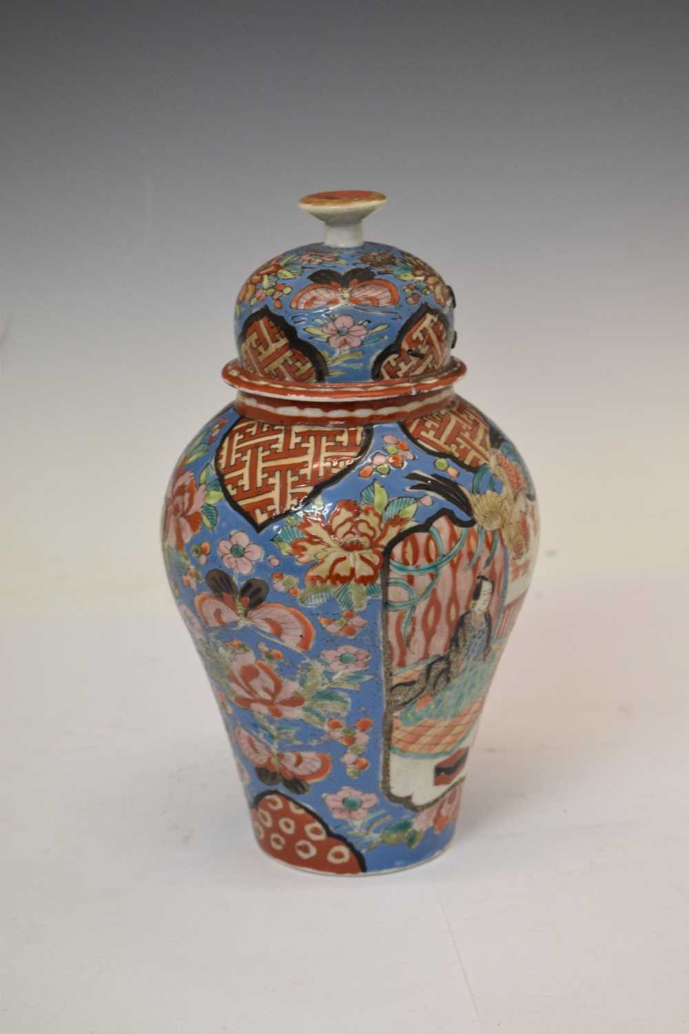 Japanese Imari baluster jar and cover - Image 4 of 10