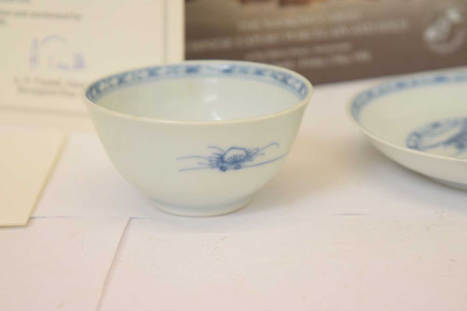 Nanking cargo porcelain tea bowl and saucer - Image 6 of 11