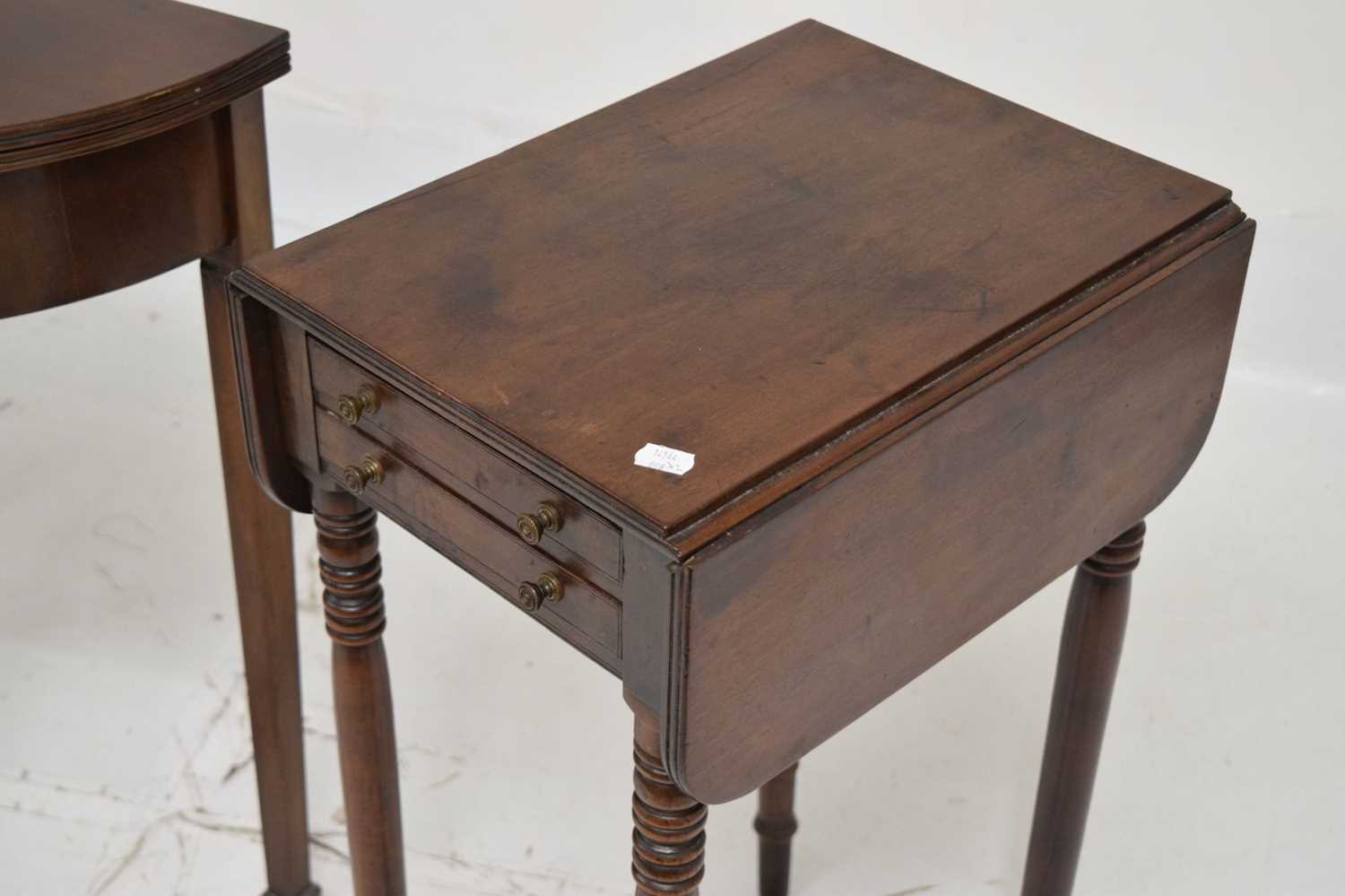 Early 19th century mahogany Pembroke/work table - Image 3 of 7