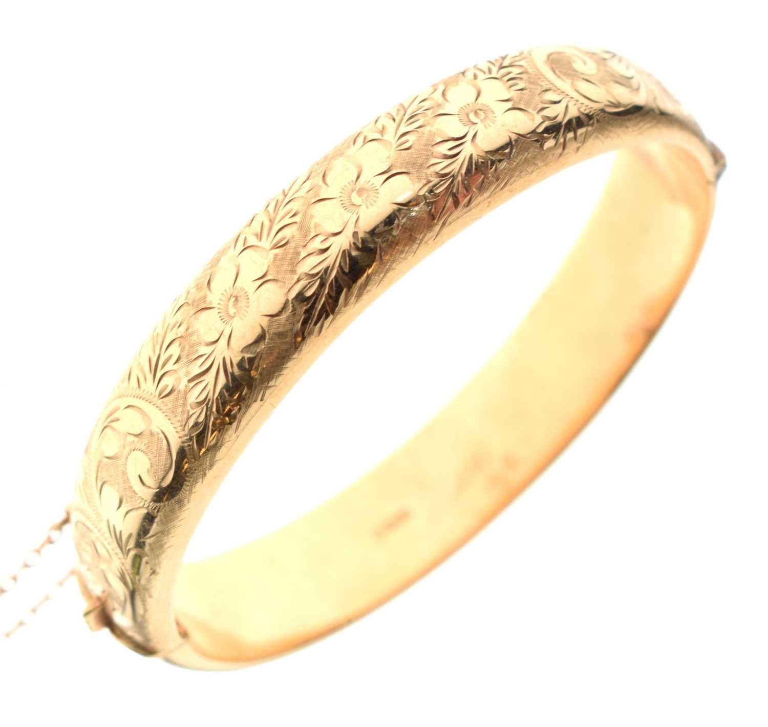 9ct gold bangle