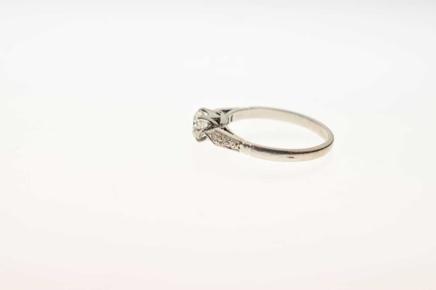 Diamond single stone ring - Image 2 of 5