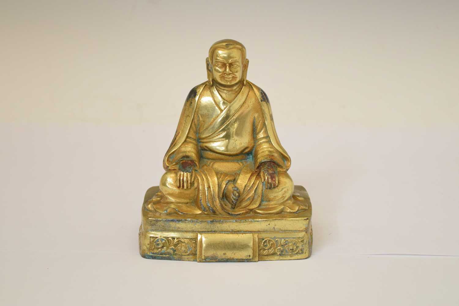 Bronze Tibetan figure of Buddha - Image 4 of 6