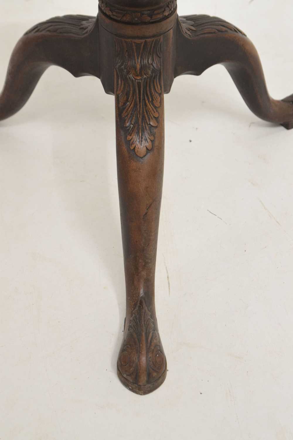 19th century mahogany piecrust tripod table - Image 4 of 7