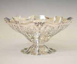 Edward VII silver pedestal dish with pierced floral decoration