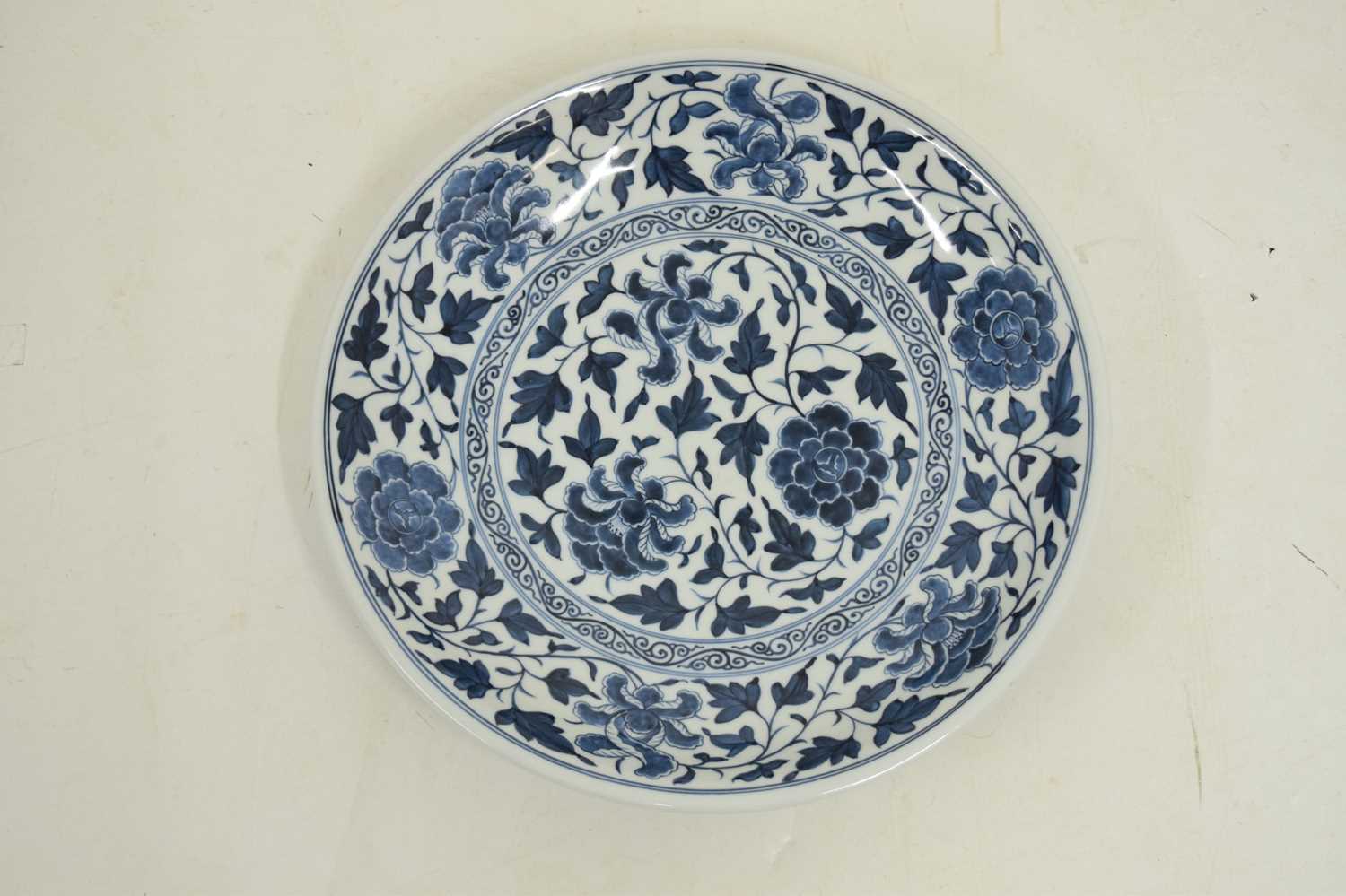 Large Chinese blue and white porcelain bowl - Image 3 of 8