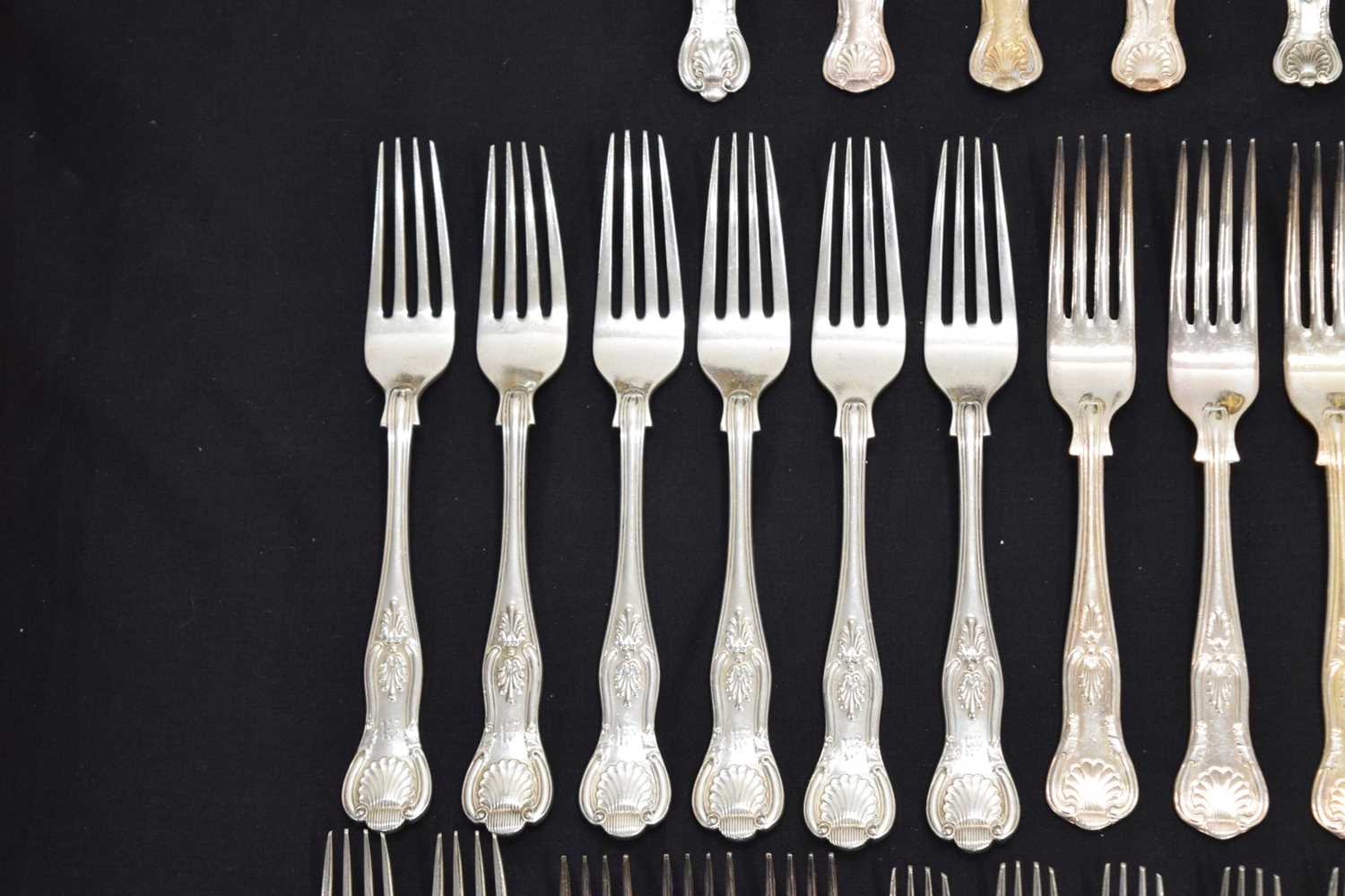 Quantity of silver-plated Kings pattern cutlery - Image 5 of 15
