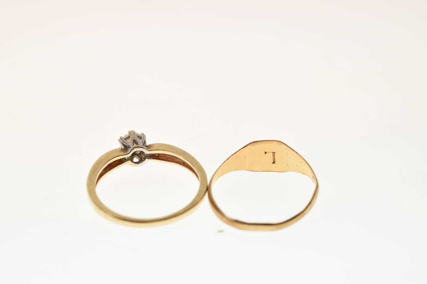 9ct gold illusion set diamond ring - Image 3 of 6