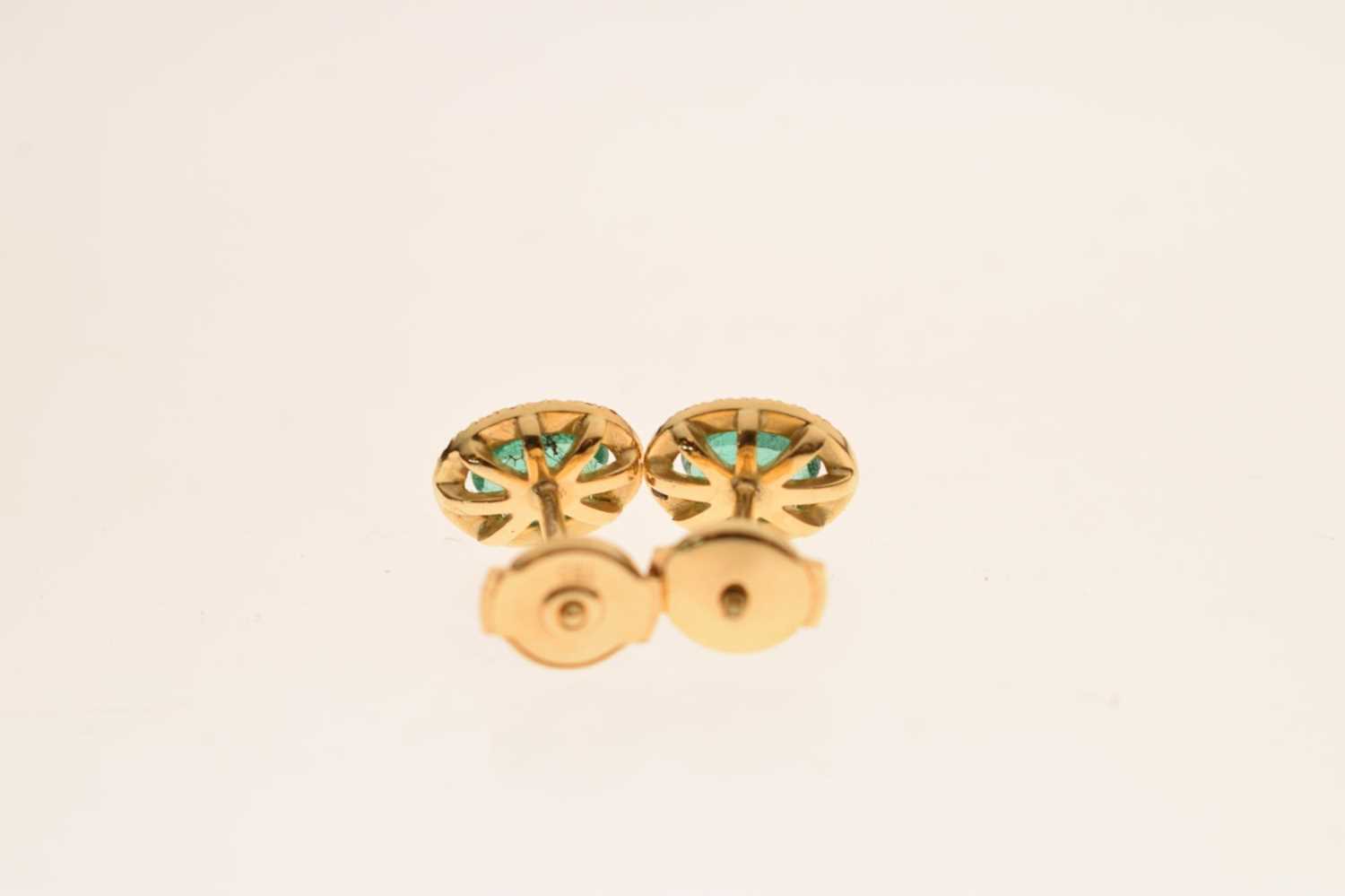 Pair of emerald and diamond cluster 18ct gold earrings - Image 5 of 7