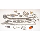 Assorted silver and white metal jewellery