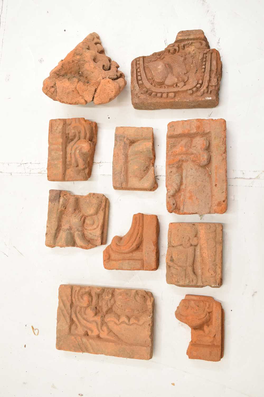 Group of 14th-15th century Javanese Majapahit Kingdom terracotta fragments - Image 10 of 10