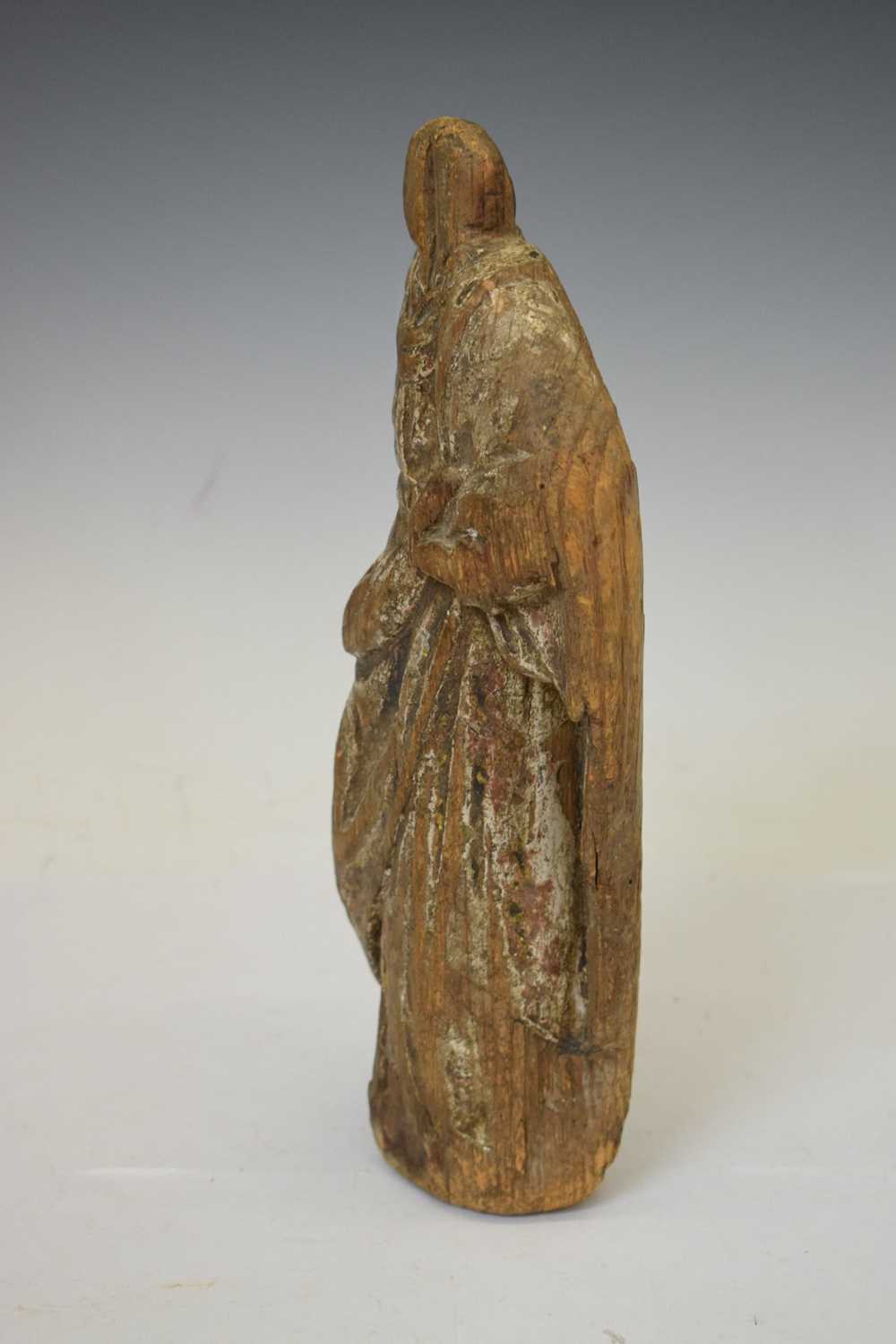 Weathered carving of a figure in robes, possible 16th/17th century - Image 5 of 8