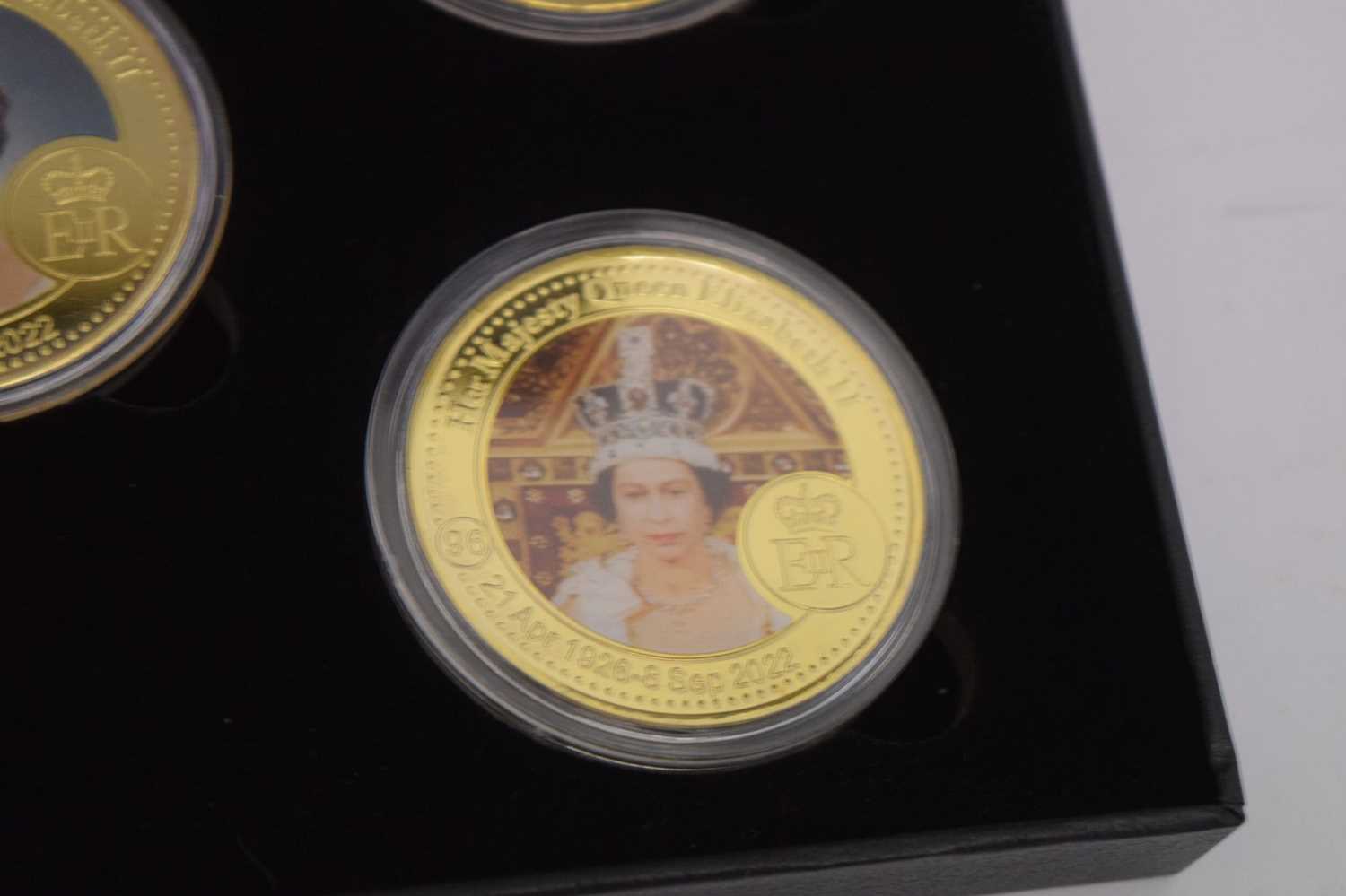 Gold-plated limited edition five-coin set commemorating Queen Elizabeth II - Bild 6 aus 7