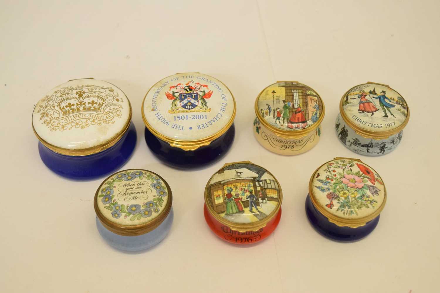 Group of Halcyon Days and other enamel boxes - Image 2 of 12