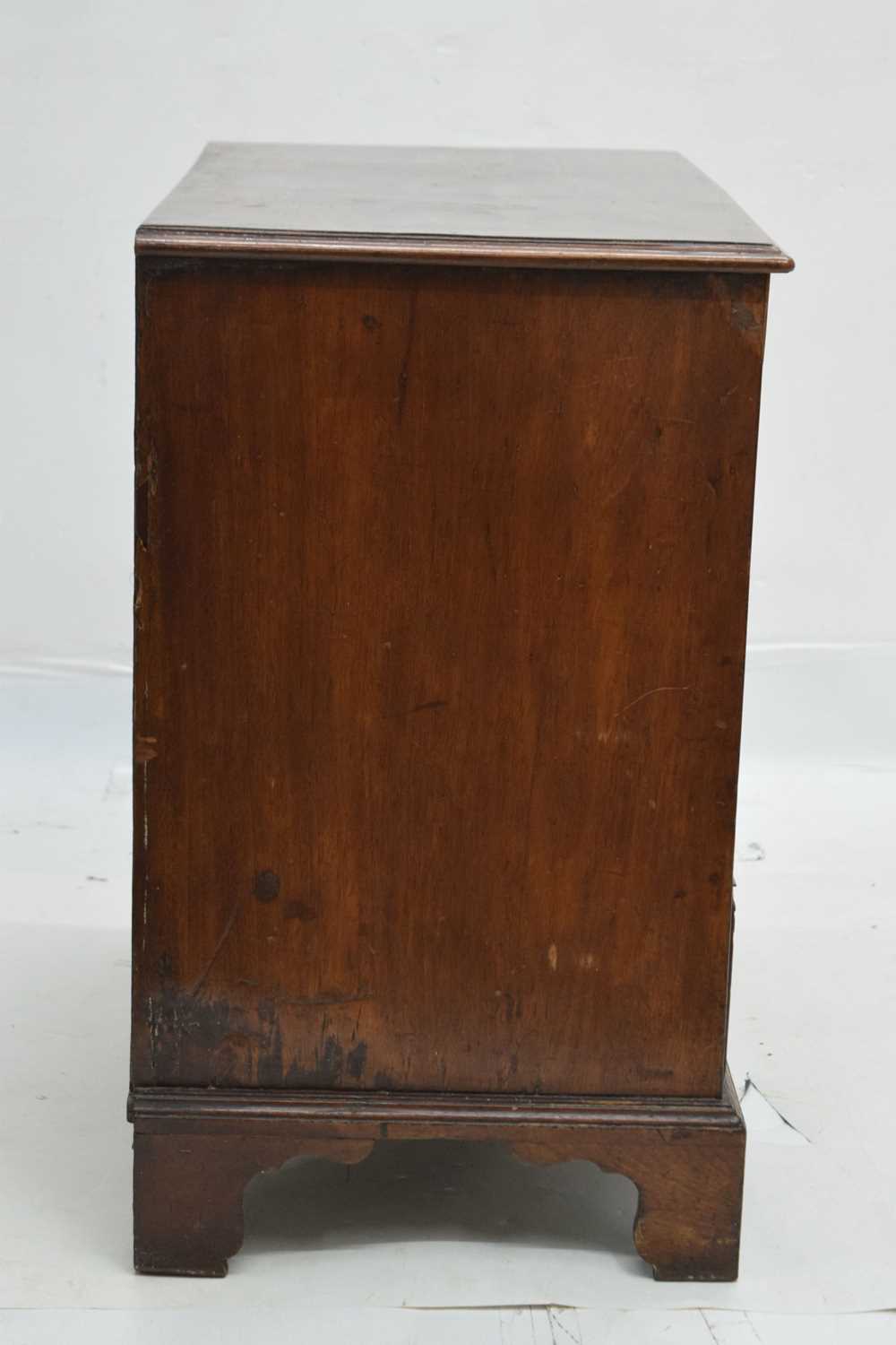 18th century mahogany chest of drawers - Image 7 of 9