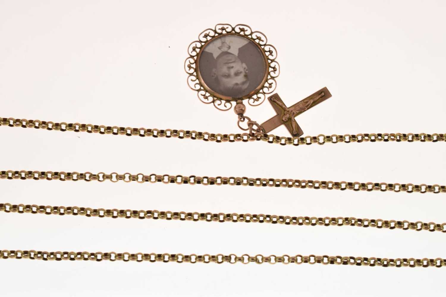 9ct gold belcher link long guard chain - Image 5 of 5