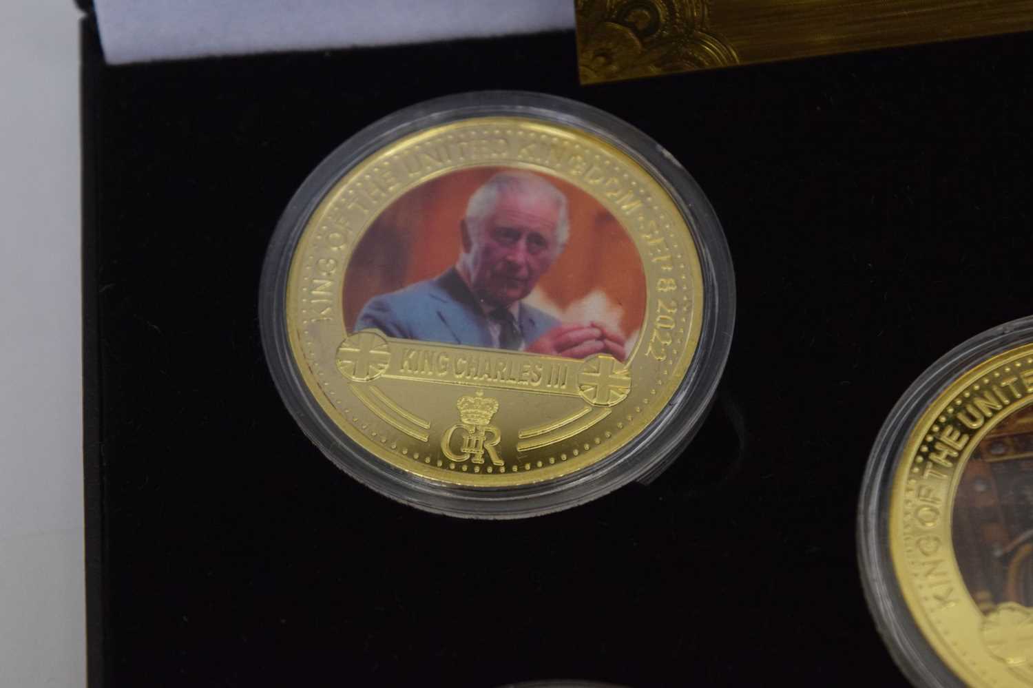 Gold-plated limited edition five-coin set commemorating Charles III - Image 4 of 7