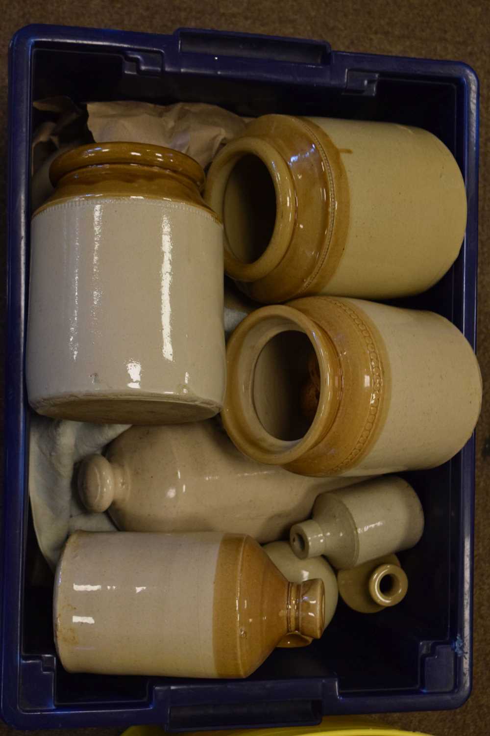 Collection of stoneware jugs, flagons, bottles, etc. - Image 12 of 15