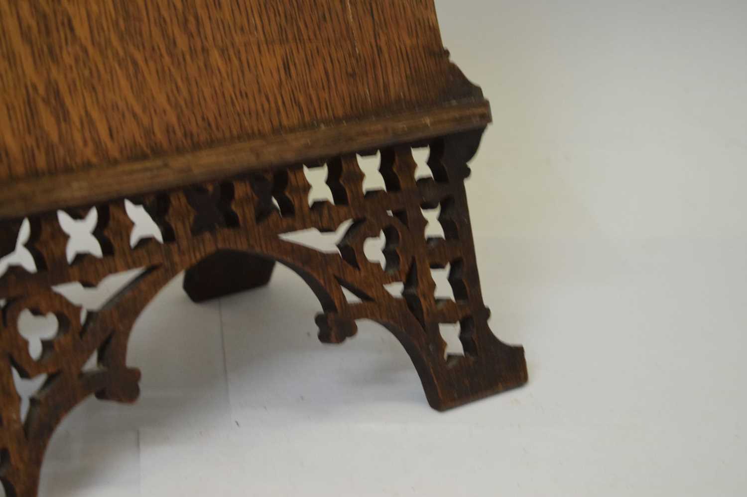 Victorian Gothic revival oak table top reading stand - Image 4 of 8