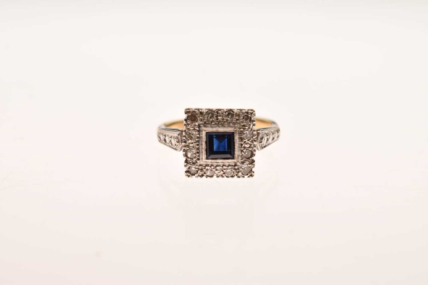 Sapphire and diamond 18ct yellow and white gold ring - Image 6 of 6