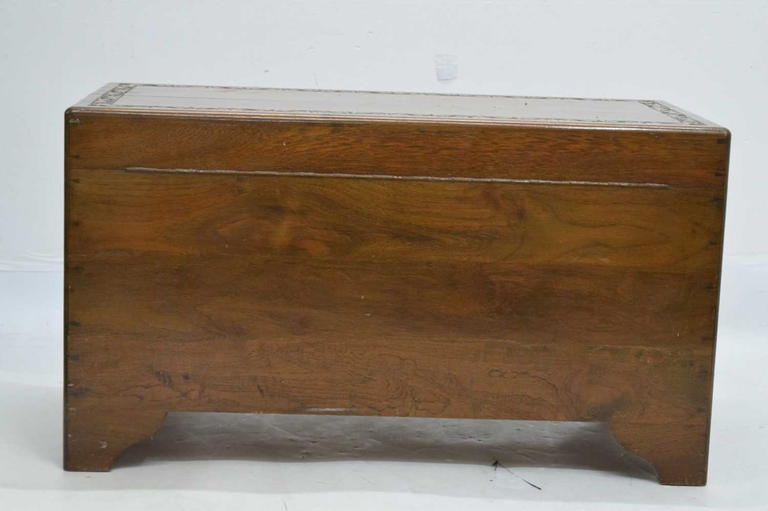 20th century Chinese camphor wood trunk - Image 9 of 10