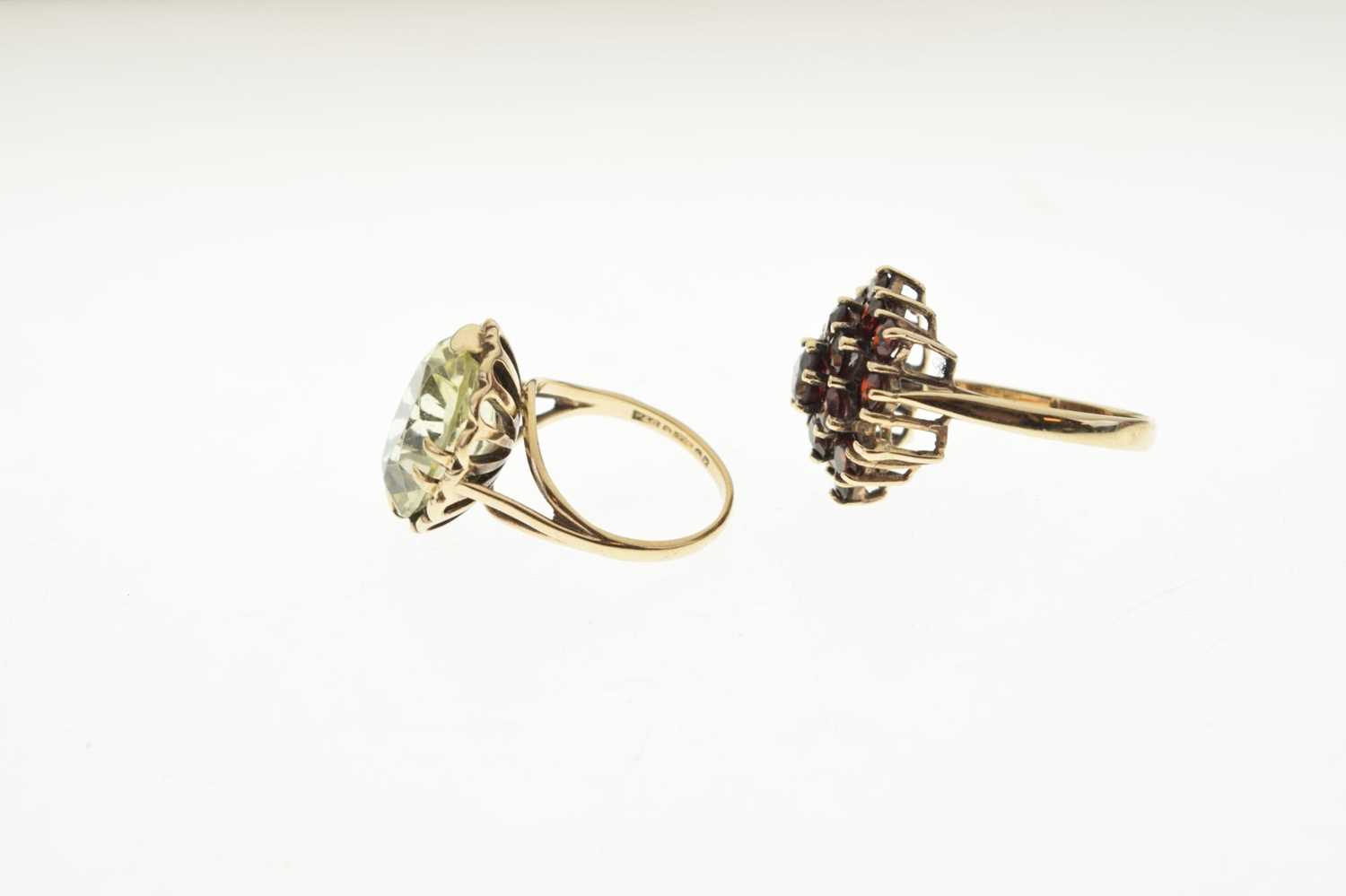 Two 1970s period dress rings - Image 4 of 9