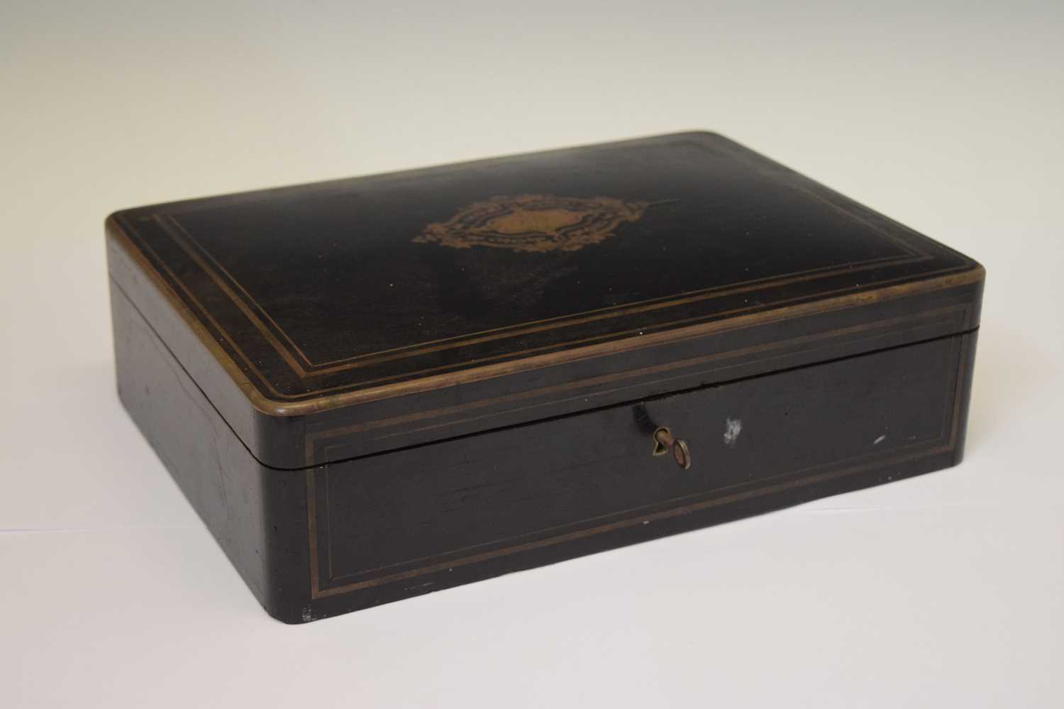 Victorian rosewood and brass bound games box - Image 6 of 8