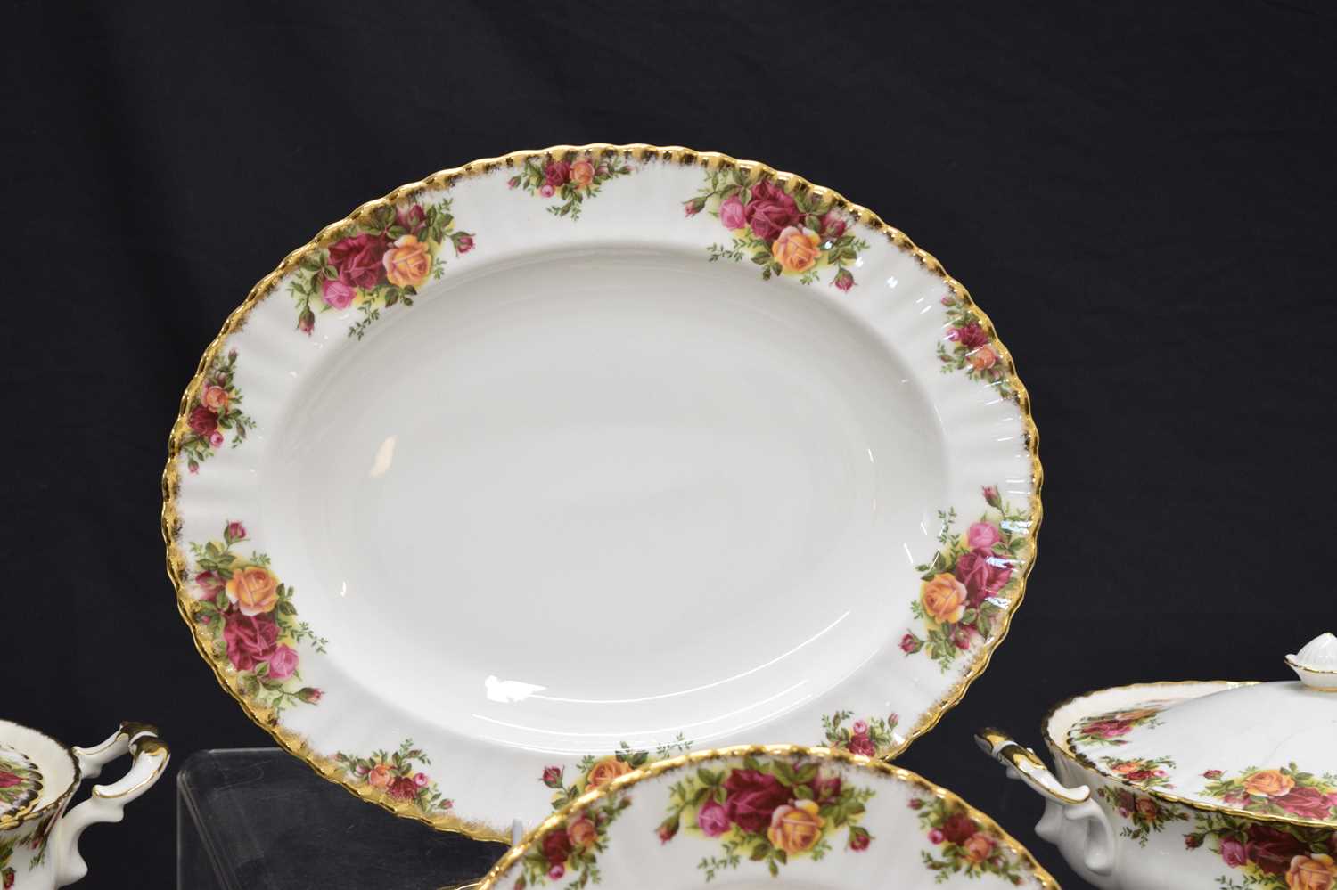 Royal Albert 'Old Country Roses' six person service - Image 12 of 16