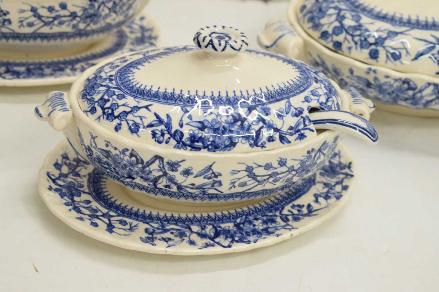 Keeling & Co Victorian Aesthetic dinner wares - Image 3 of 15