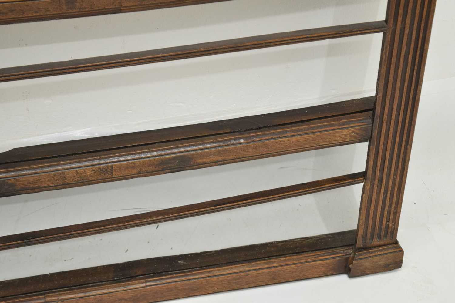 George III oak dresser rack - Image 8 of 14