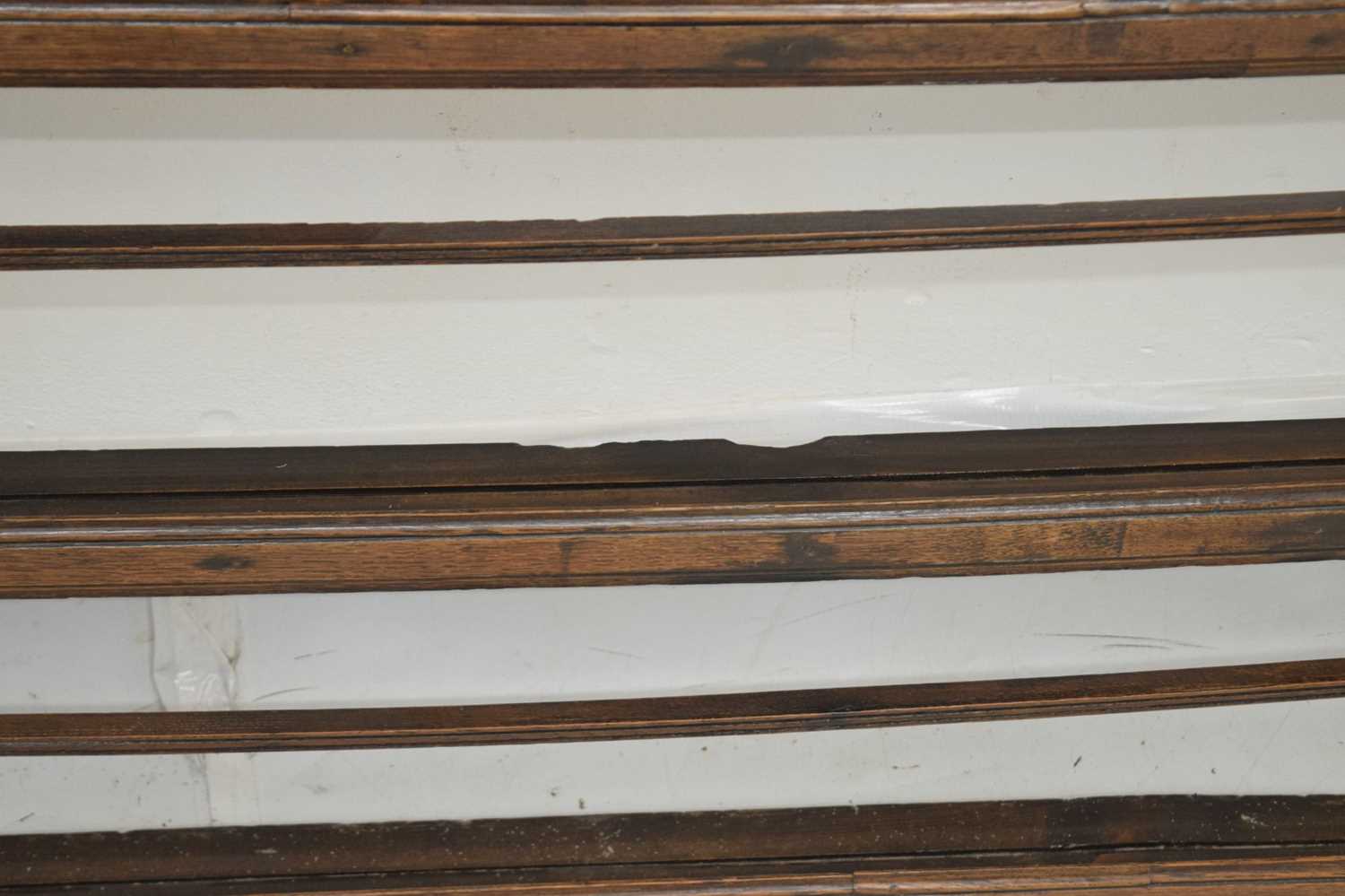 George III oak dresser rack - Image 11 of 14