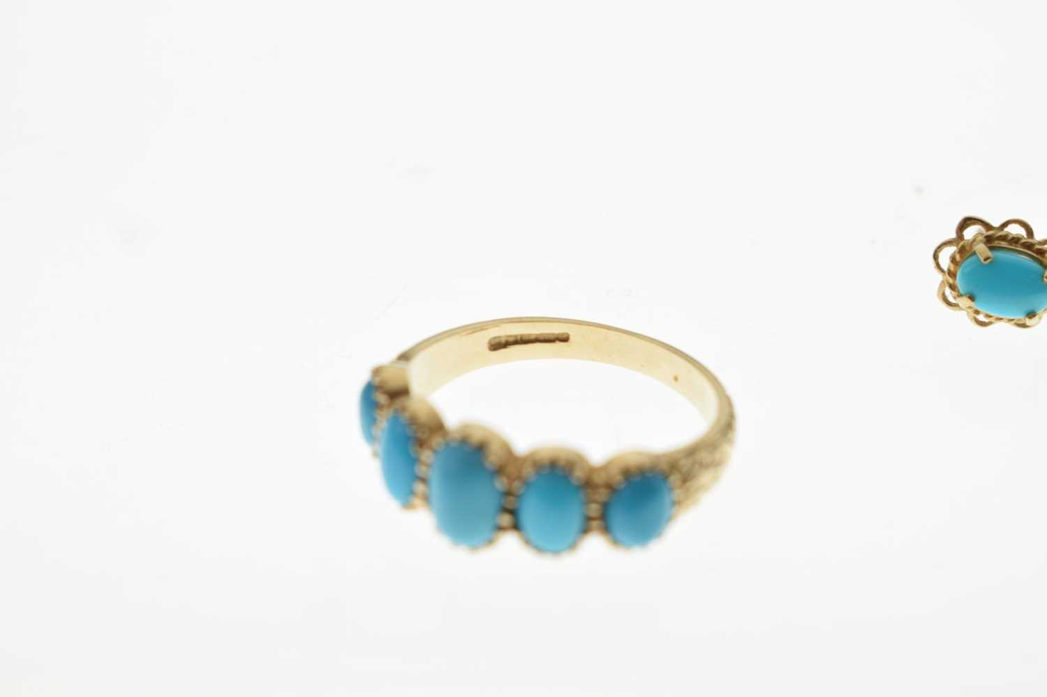 Turquoise five-stone 9ct gold ring and two pairs of turquoise earrings (3) - Image 6 of 9