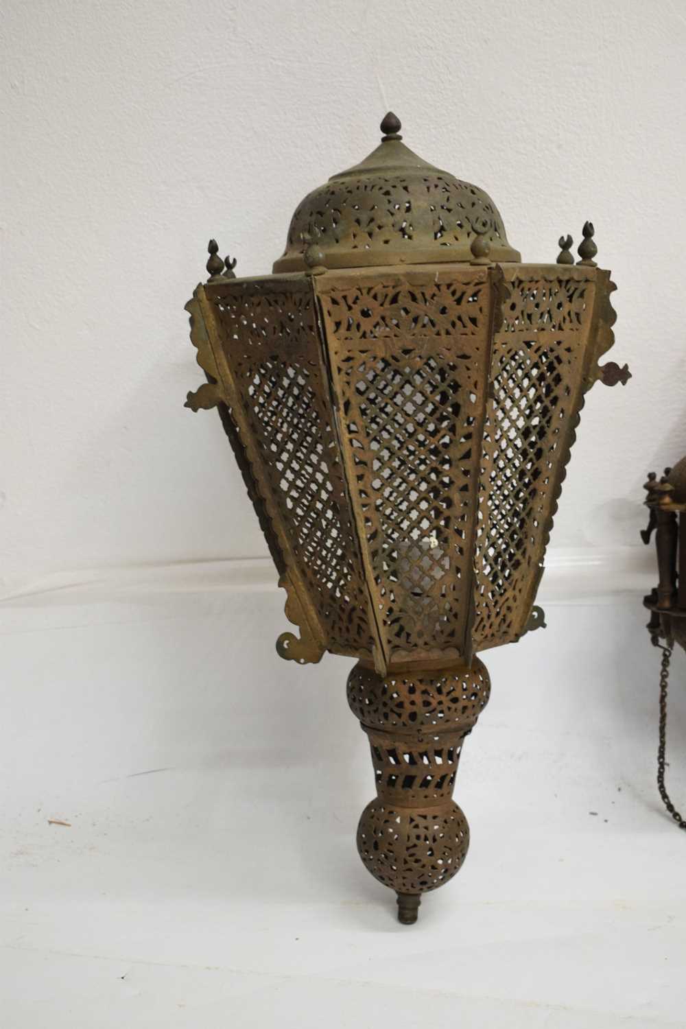 Two Islamic brass hanging lanterns - Image 3 of 8