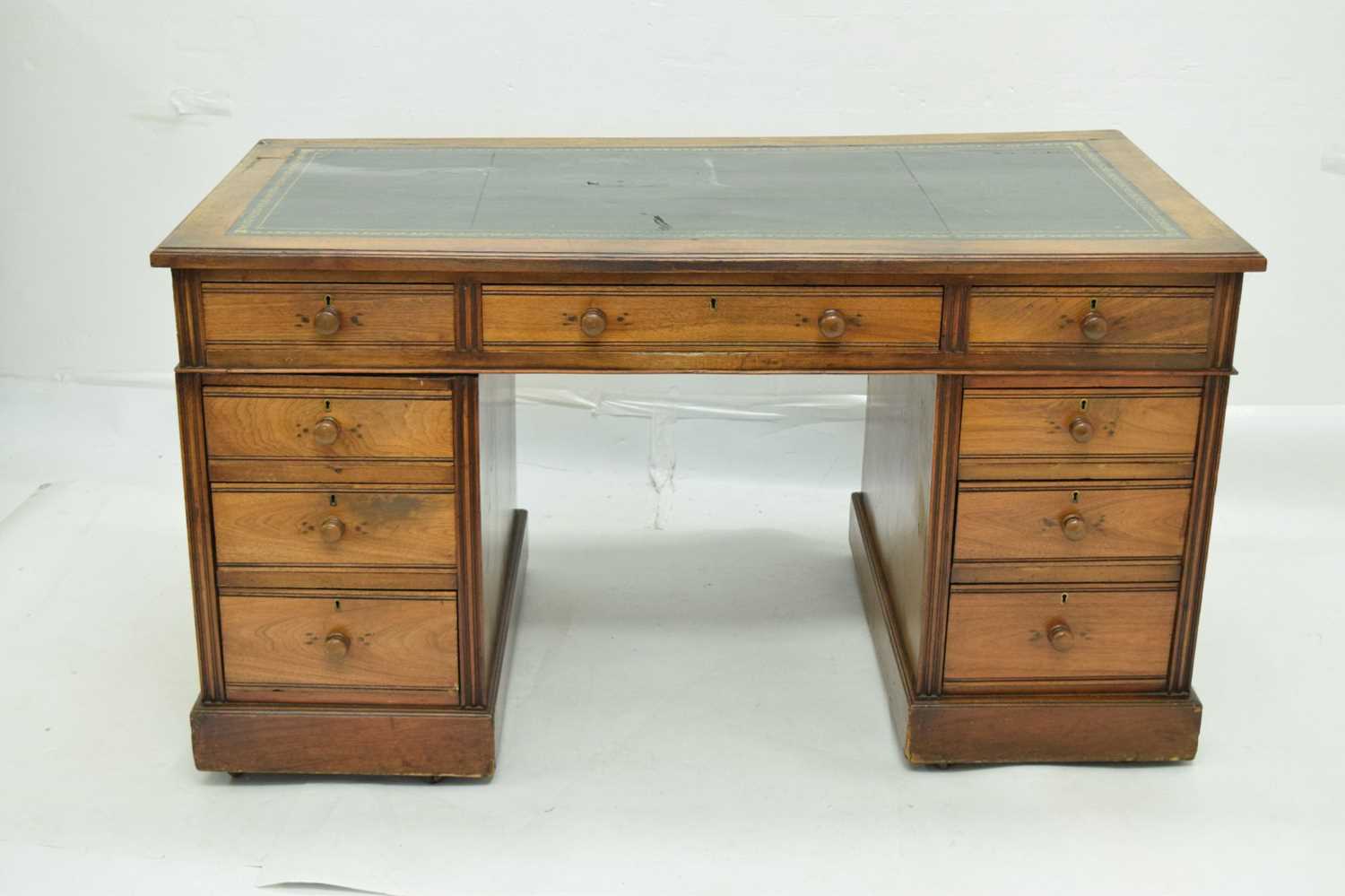Late Victorian/Edwardian mahogany twin pedestal desk - Image 3 of 12