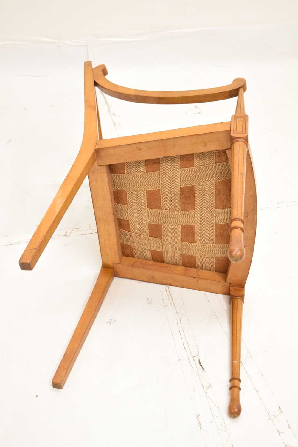 Edwardian crossbanded satinwood Sheraton-style elbow chair - Image 8 of 8