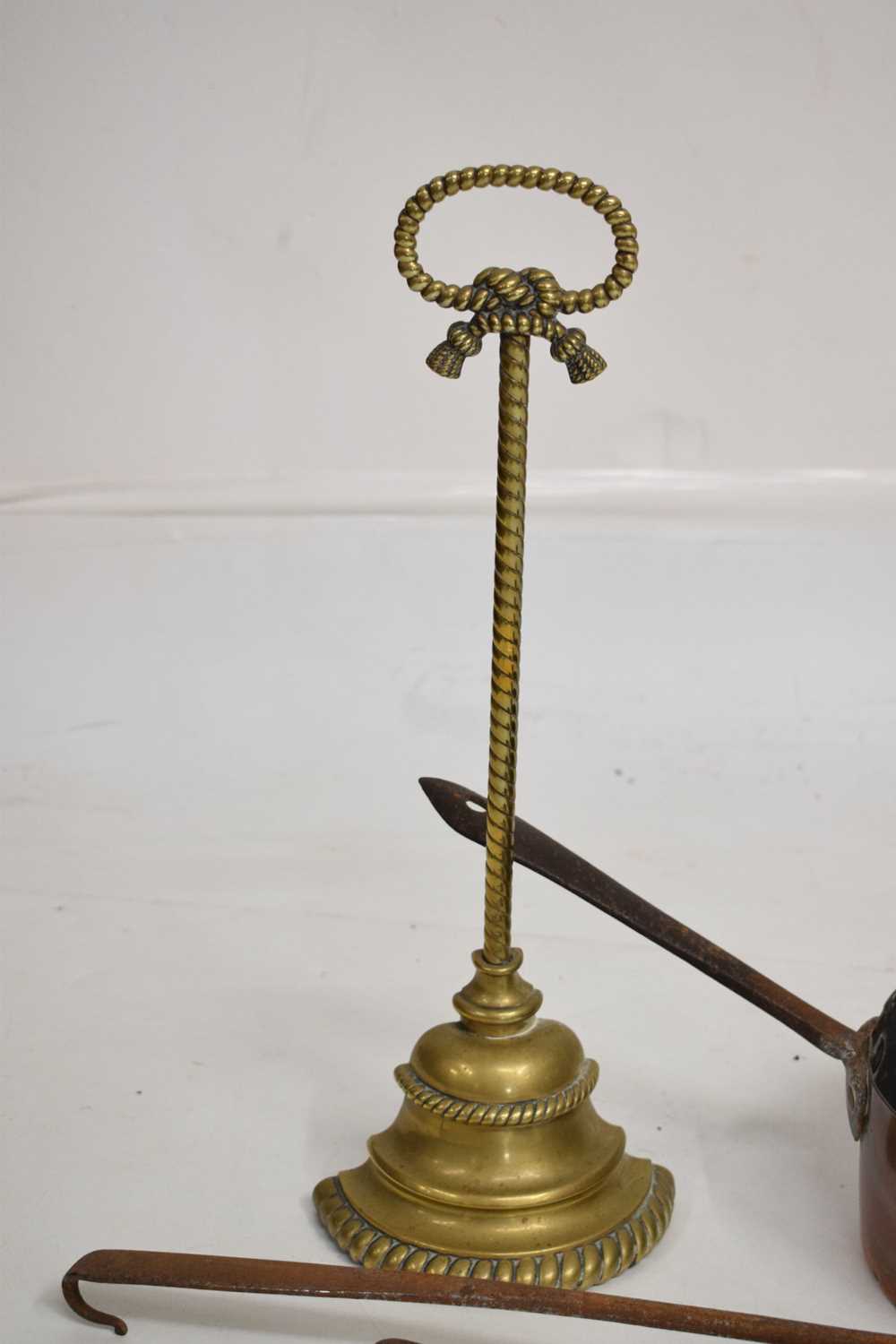 Gilt metal doorstop and three copper pans - Image 6 of 12