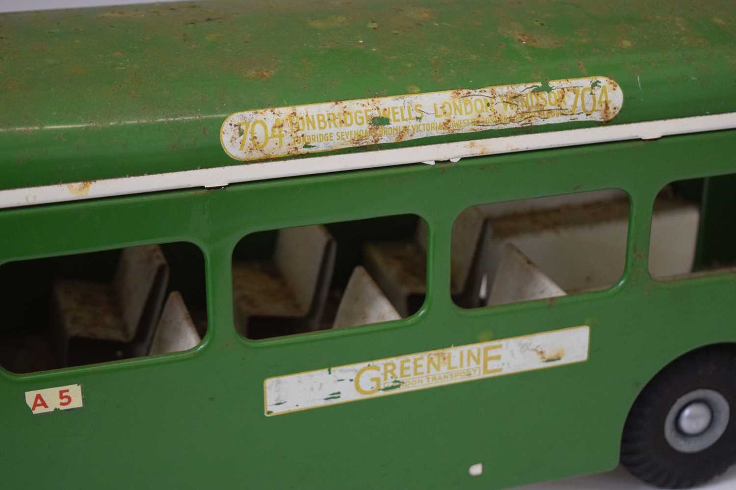 Triang - Large tinplate 'Green Line' single-decker London bus - Image 3 of 6