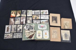 Collection of early 20th century postcards, mainly humour and greeting