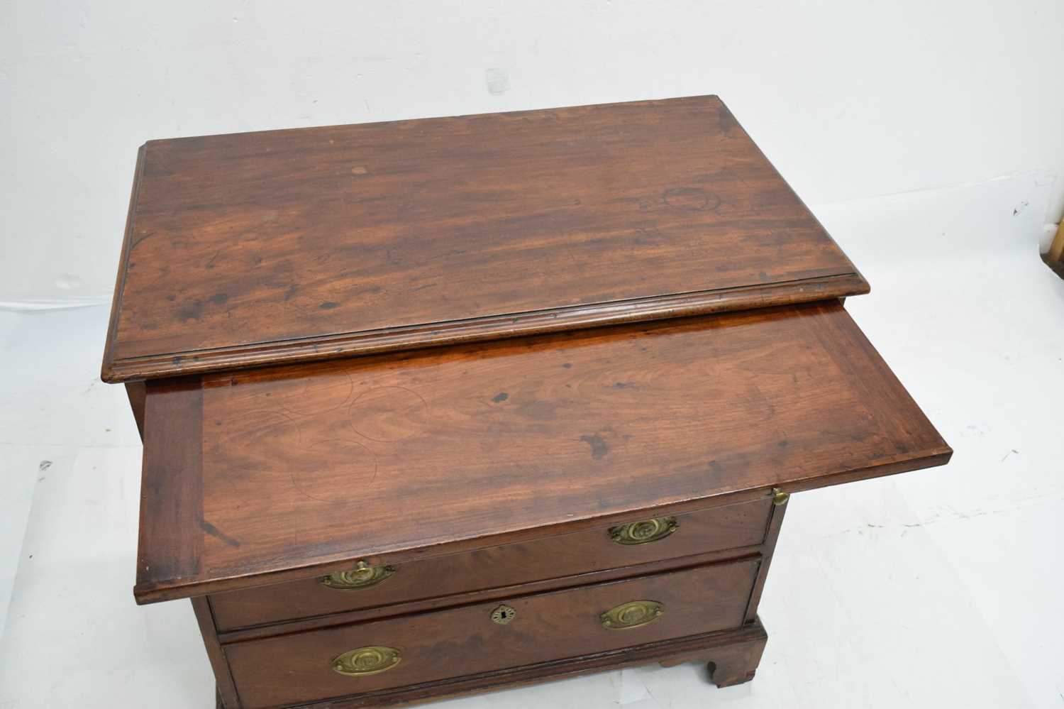 18th century mahogany chest of drawers - Image 5 of 9