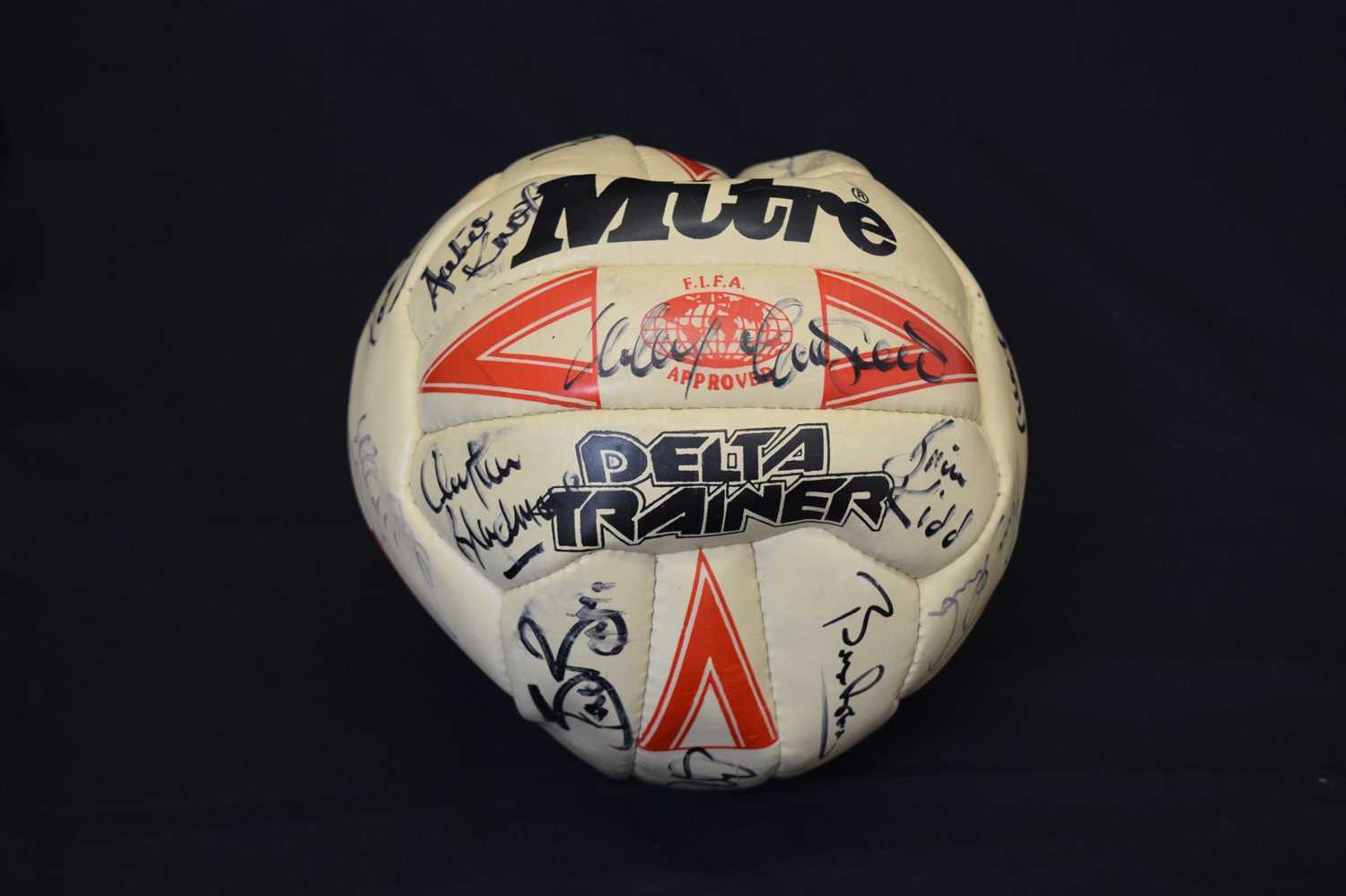 Manchester United autographed football - Image 2 of 7