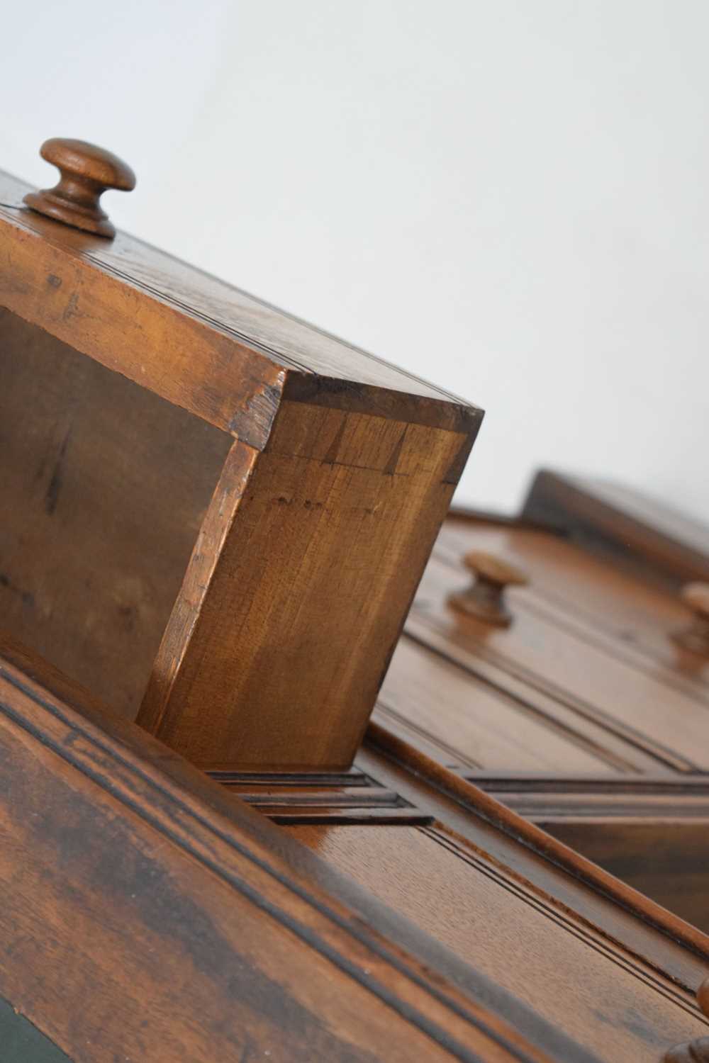Late Victorian/Edwardian mahogany twin pedestal desk - Image 7 of 12