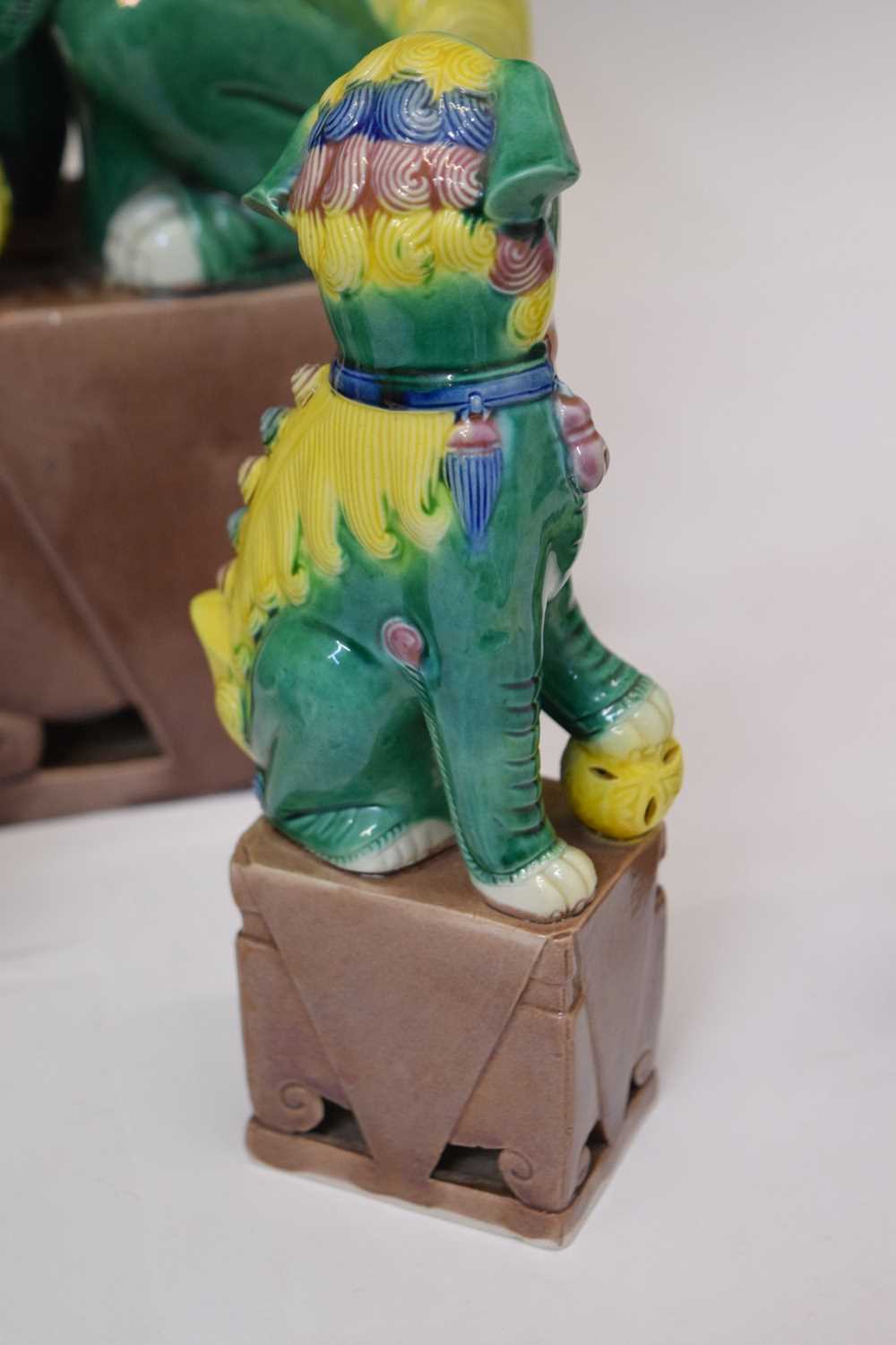 Collection of Chinese ceramic Dog of Foo figures - Image 10 of 15