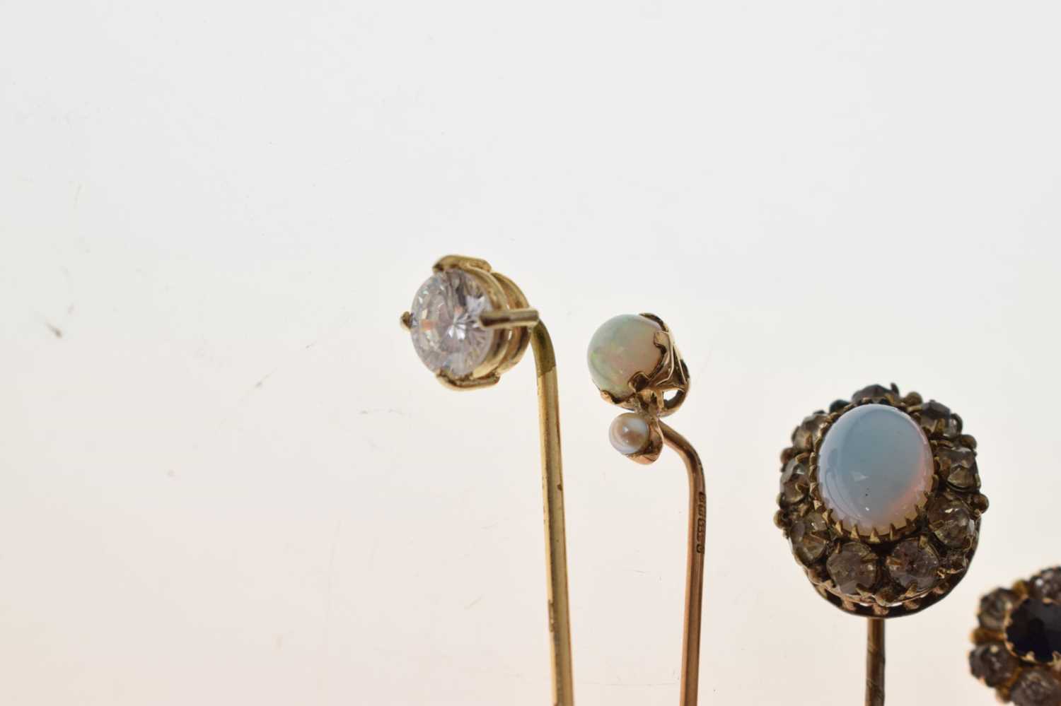 Four gem-set stick pins - Image 2 of 6