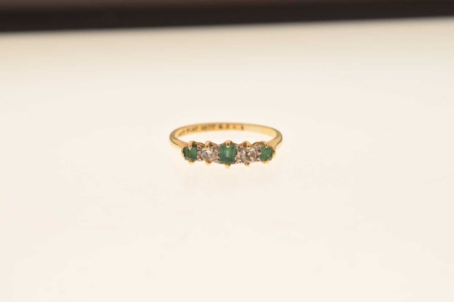 Diamond and emerald 18ct gold ring - Image 7 of 7